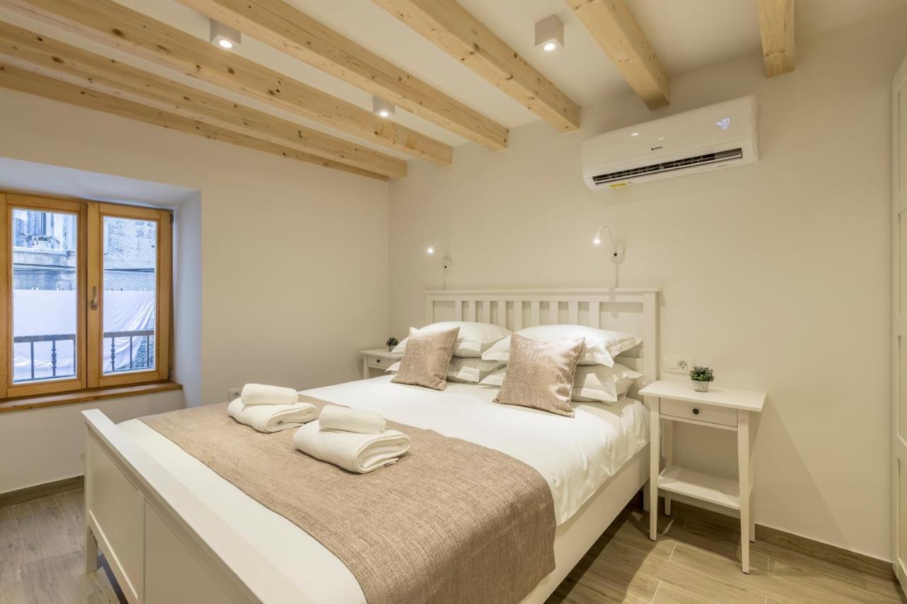 Cosmijeva Luxury Rooms Split Eksteriør billede